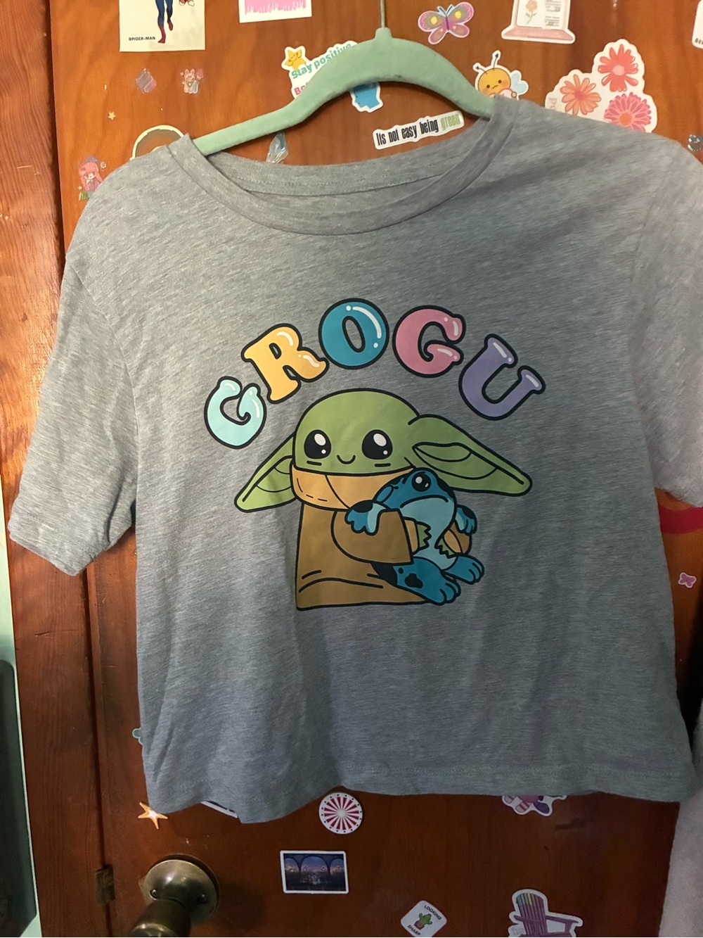Crop Top Medium Grogu/ Star Wars